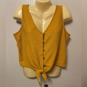 Cool Vintage Tie Front Tank 🌼